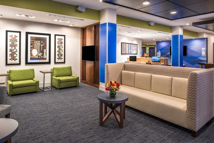 Imagen de los interiores del Hotel Holiday Inn Express and Suites Tampa North - Wesley Chapel by IHG. Foto 20