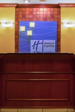 Imagen de los interiores del Hotel Holiday Inn Express and Suites Tampa-fairgrounds-casino, An Ihg. Foto 9