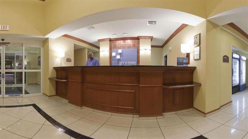 Imagen de los interiores del Hotel Holiday Inn Express and Suites Tampa-fairgrounds-casino, An Ihg. Foto 11