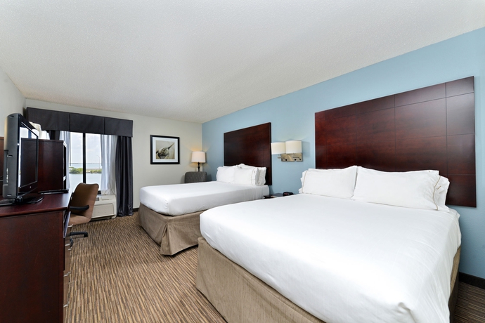 Imagen de la habitación del Hotel Holiday Inn Express and Suites Tampa-rocky Point Island, An Ihg. Foto 7