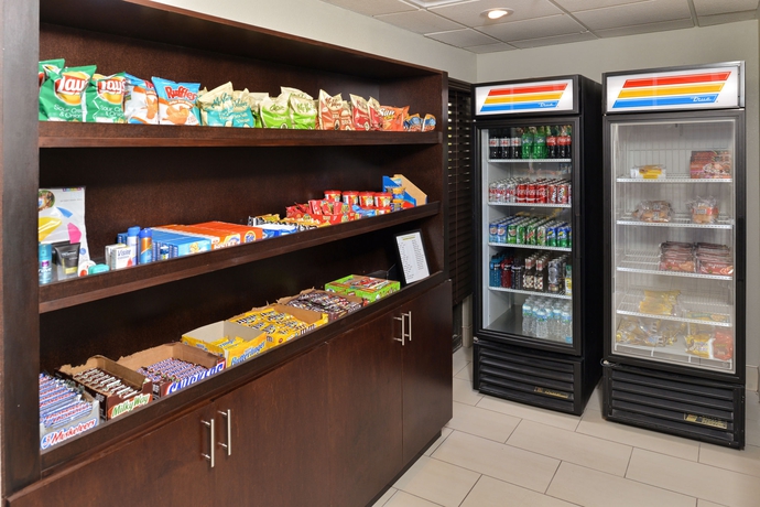 Imagen del bar/restaurante del Hotel Holiday Inn Express and Suites Tampa-rocky Point Island, An Ihg. Foto 3