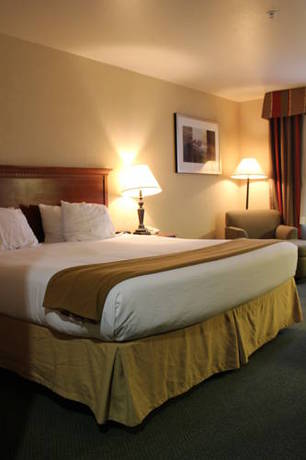 Imagen de la habitación del Hotel Holiday Inn Express and Suites Tehachapi, An Ihg. Foto 8