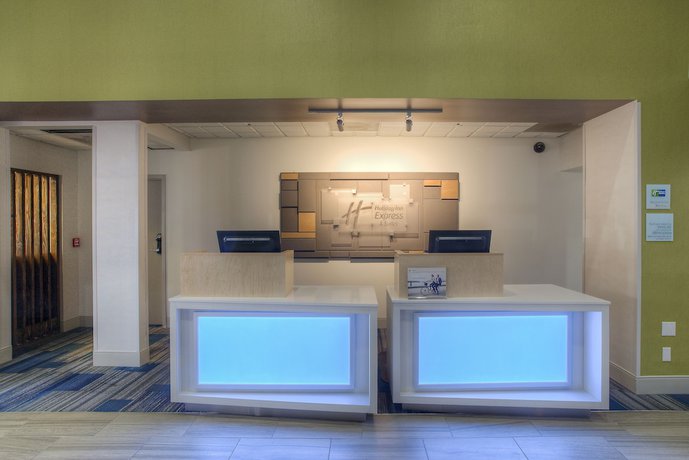 Imagen de los interiores del Hotel Holiday Inn Express and Suites Tempe, an IHG. Foto 13