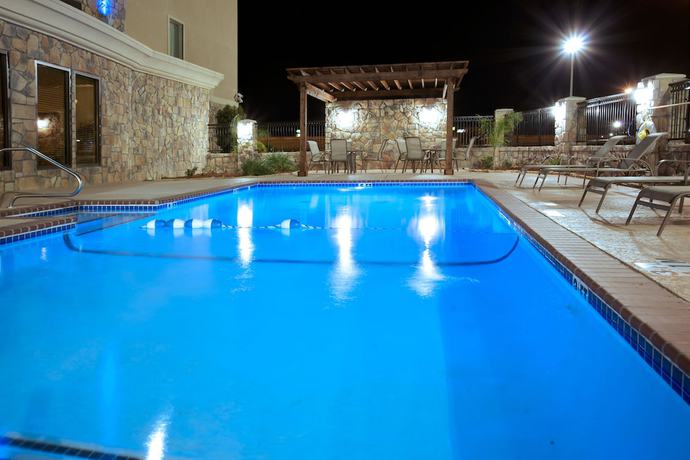 Imagen de la piscina del Hotel Holiday Inn Express and Suites Texas City, An Ihg. Foto 20