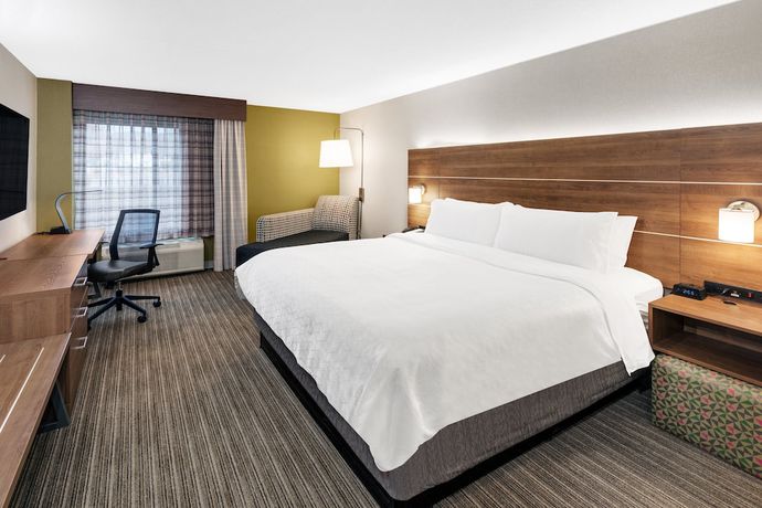 Imagen de la habitación del Hotel Holiday Inn Express and Suites Tilton - Lakes Region, An Ihg. Foto 8