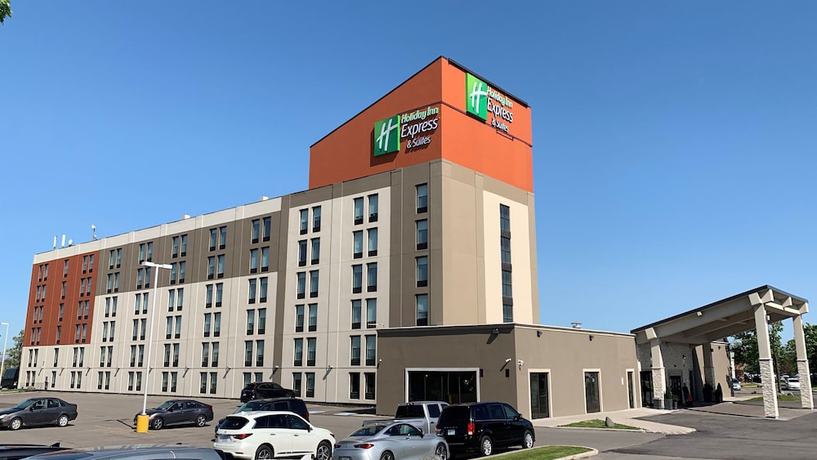 Imagen general del Hotel Holiday Inn Express and Suites Toronto Airport West, An Ihg. Foto 1