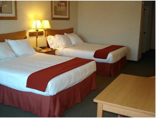 Imagen de la habitación del Hotel Holiday Inn Express and Suites Tracy, An Ihg. Foto 9