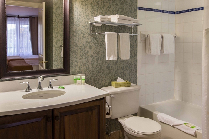 Imagen de la habitación del Hotel Holiday Inn Express and Suites Tremblant. Foto 12