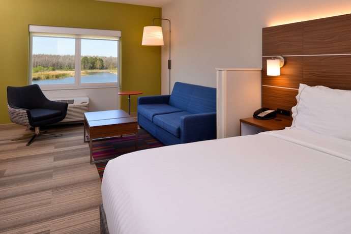 Imagen de la habitación del Hotel Holiday Inn Express and Suites Trinity, an IHG. Foto 5