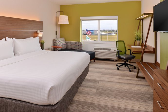 Imagen de la habitación del Hotel Holiday Inn Express and Suites Trinity, an IHG. Foto 9