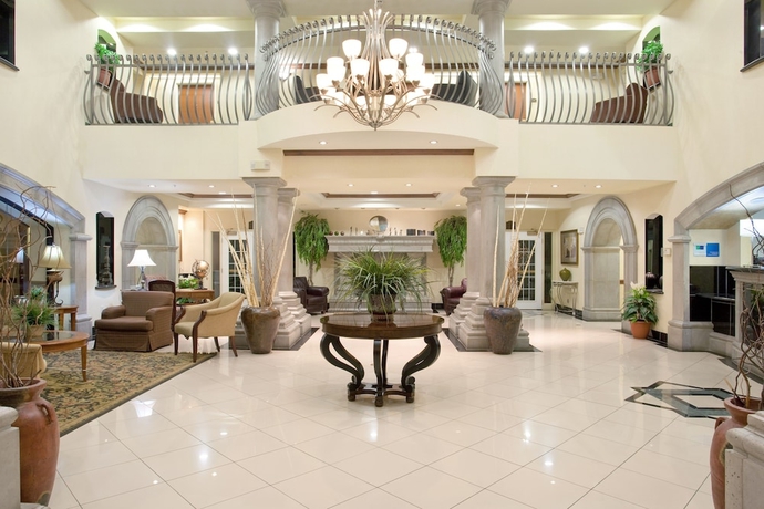 Imagen de los interiores del Hotel Holiday Inn Express and Suites Tucson Mall, An Ihg. Foto 15
