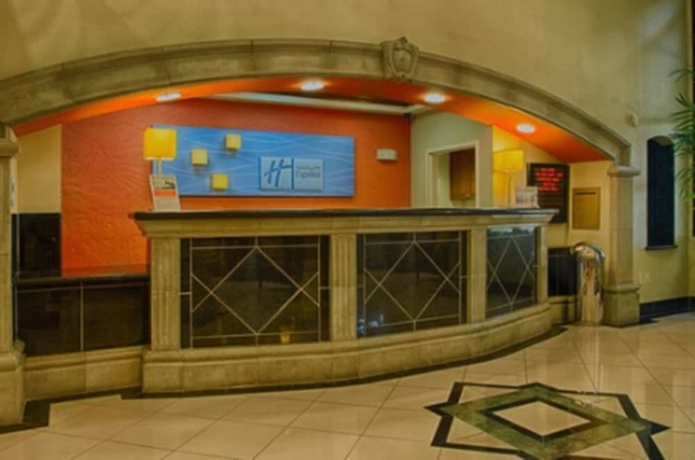 Imagen de los interiores del Hotel Holiday Inn Express and Suites Tucson Mall, An Ihg. Foto 18