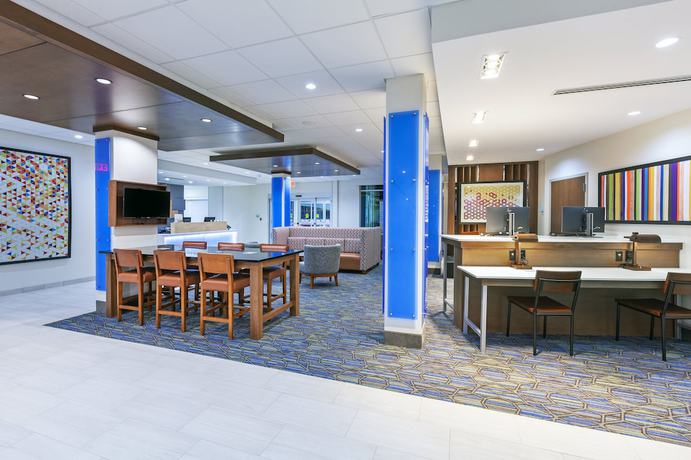 Imagen de los interiores del Hotel Holiday Inn Express and Suites Tulsa Northeast - Owasso, an IHG. Foto 18