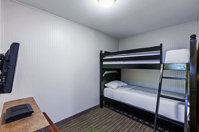 Imagen de la habitación del Hotel Holiday Inn Express and Suites Tulsa S Broken Arrow Hwy 51, An Ihg. Foto 5