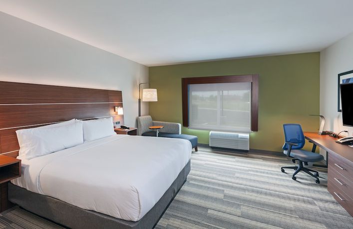 Imagen de la habitación del Hotel Holiday Inn Express and Suites Tulsa South - Woodland Hills, an IHG. Foto 5