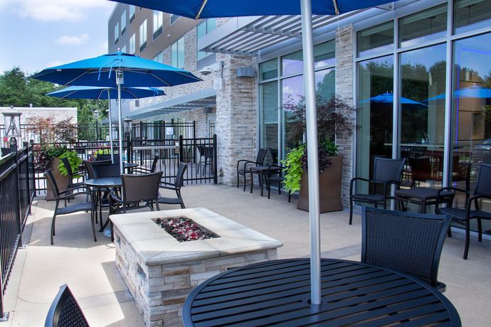 Imagen de los interiores del Hotel Holiday Inn Express and Suites Tuscaloosa East - Cottondale, an IHG. Foto 17