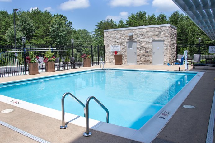 Imagen de la piscina del Hotel Holiday Inn Express and Suites Tuscaloosa East - Cottondale, an IHG. Foto 20