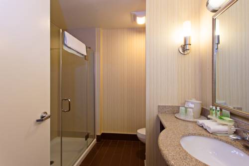 Imagen de la habitación del Hotel Holiday Inn Express and Suites Twentynine Palms, An Ihg. Foto 16