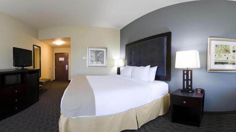 Imagen de la habitación del Hotel Holiday Inn Express and Suites Waycross, an IHG. Foto 12