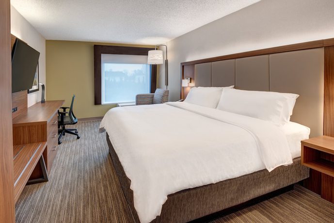 Imagen de la habitación del Hotel Holiday Inn Express and Suites West Long Branch, An Ihg. Foto 2
