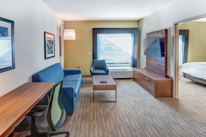 Imagen de la habitación del Hotel Holiday Inn Express and Suites West Long Branch, An Ihg. Foto 7
