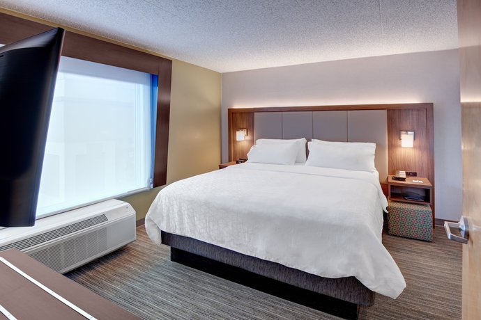 Imagen de la habitación del Hotel Holiday Inn Express and Suites West Long Branch, An Ihg. Foto 13
