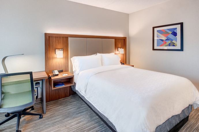 Imagen de la habitación del Hotel Holiday Inn Express and Suites West Long Branch, An Ihg. Foto 16