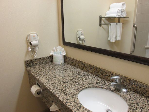 Imagen de la habitación del Hotel Holiday Inn Express and Suites Wheeling, an IHG, Triadelphia. Foto 8