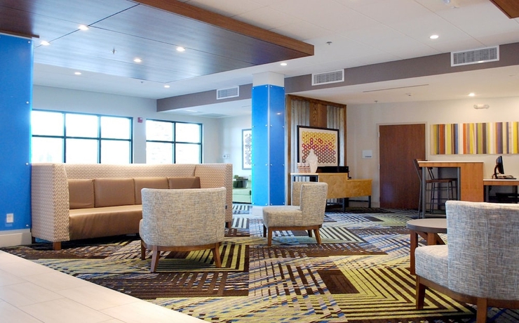 Imagen de los interiores del Hotel Holiday Inn Express and Suites White Hall, An Ihg. Foto 15