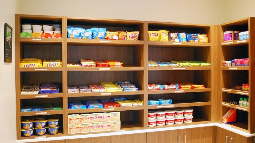 Imagen de los interiores del Hotel Holiday Inn Express and Suites White Hall, An Ihg. Foto 19