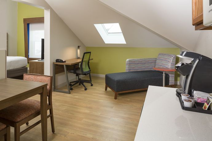 Imagen de la habitación del Hotel Holiday Inn Express and Suites White River Junction, An Ihg. Foto 15