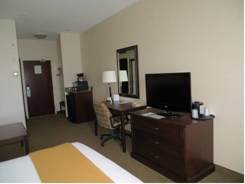 Imagen de la habitación del Hotel Holiday Inn Express and Suites Whitecourt, An Ihg. Foto 16