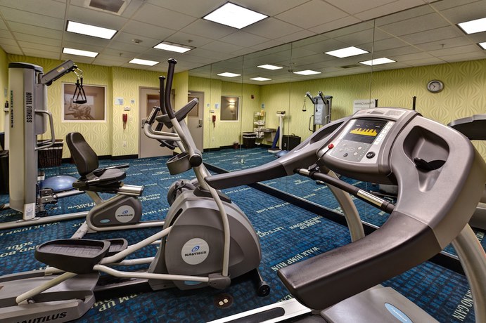 Imagen de los interiores del Hotel Holiday Inn Express and Suites Wichita Northwest, an IHG. Foto 15