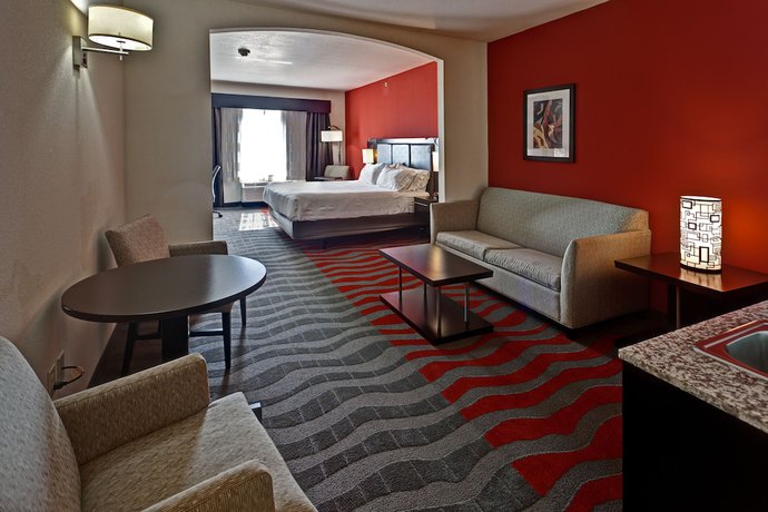 Imagen de la habitación del Hotel Holiday Inn Express and Suites Wichita Northwest, an IHG. Foto 11