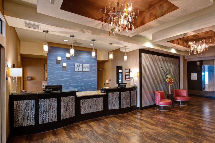 Imagen de los interiores del Hotel Holiday Inn Express and Suites Wichita Northwest, an IHG. Foto 17