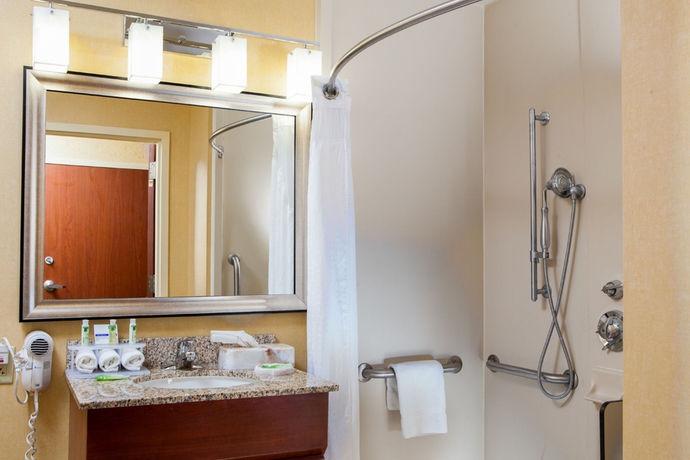 Imagen de la habitación del Hotel Holiday Inn Express and Suites Williamsburg, An Ihg. Foto 8