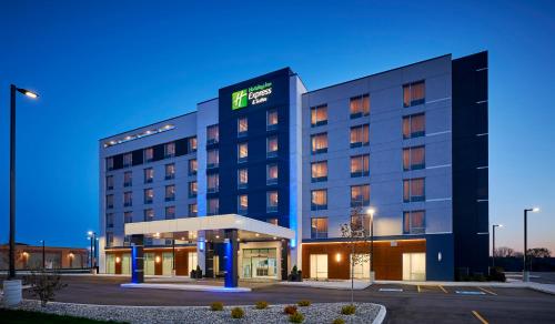 Imagen general del Hotel Holiday Inn Express and Suites Windsor East - Lakeshore, an IHG Hotel. Foto 11