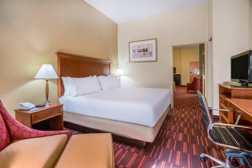 Imagen de la habitación del Hotel Holiday Inn Express and Suites Woodbridge, An Ihg. Foto 5