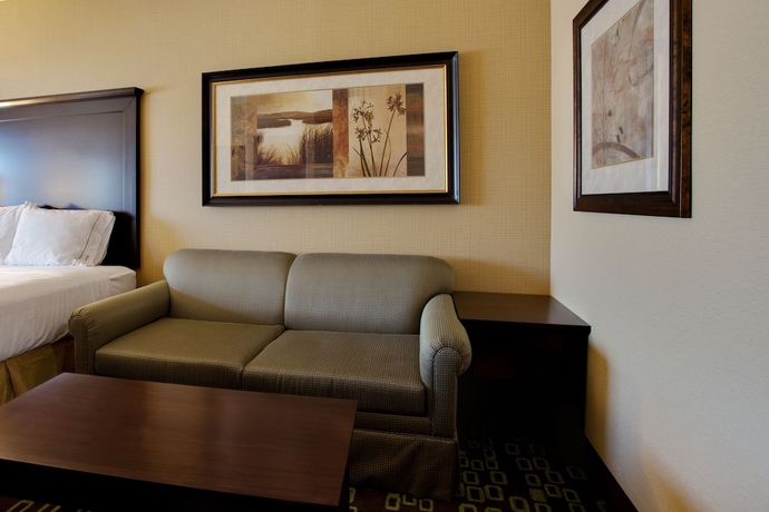Imagen de la habitación del Hotel Holiday Inn Express and Suites Woodland Hills, An Ihg. Foto 12