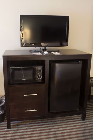 Imagen de la habitación del Hotel Holiday Inn Express and Suites Youngstown West - Austintown, An Ihg. Foto 6