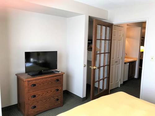 Imagen de la habitación del Hotel Holiday Inn Express and Suites Zion. Foto 13