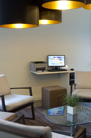 Imagen de los interiores del Hotel Holiday Inn Express ciudad de Amberes Norte. Foto 10