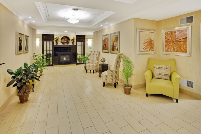 Imagen de los interiores del Hotel Holiday Inn Express y Suites Lebanon. Foto 18