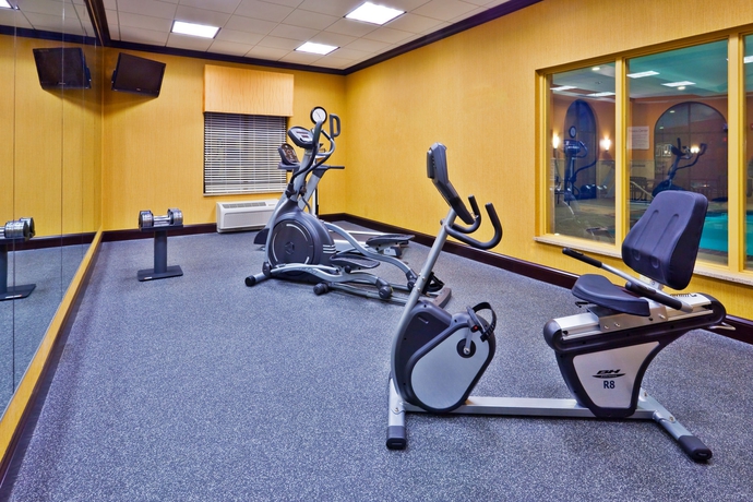 Imagen de los interiores del Hotel Holiday Inn Express y Suites Opryland. Foto 11