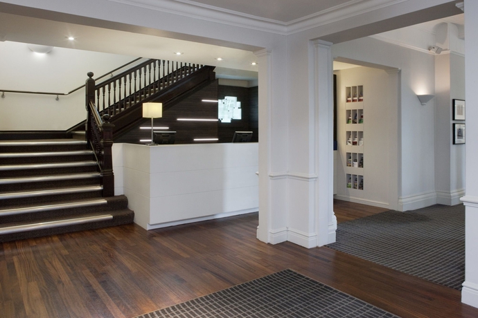 Imagen de los interiores del Hotel Holiday Inn Farnborough, An Ihg. Foto 15