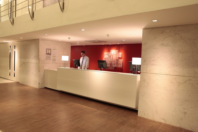 Imagen de los interiores del Hotel Holiday Inn Fortaleza. Foto 10