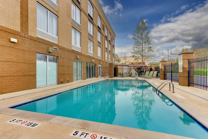 Imagen de la piscina del Hotel Holiday Inn Franklin - Cool Springs. Foto 19
