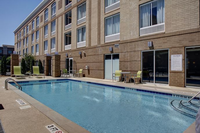 Imagen de la piscina del Hotel Holiday Inn Franklin - Cool Springs. Foto 20