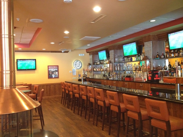 Imagen del bar/restaurante del Hotel Holiday Inn Frisco by IHG. Foto 3
