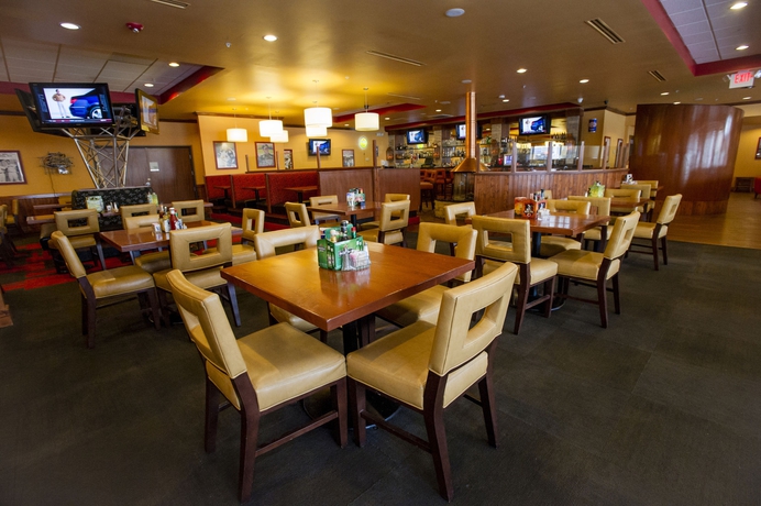 Imagen del bar/restaurante del Hotel Holiday Inn Frisco by IHG. Foto 4